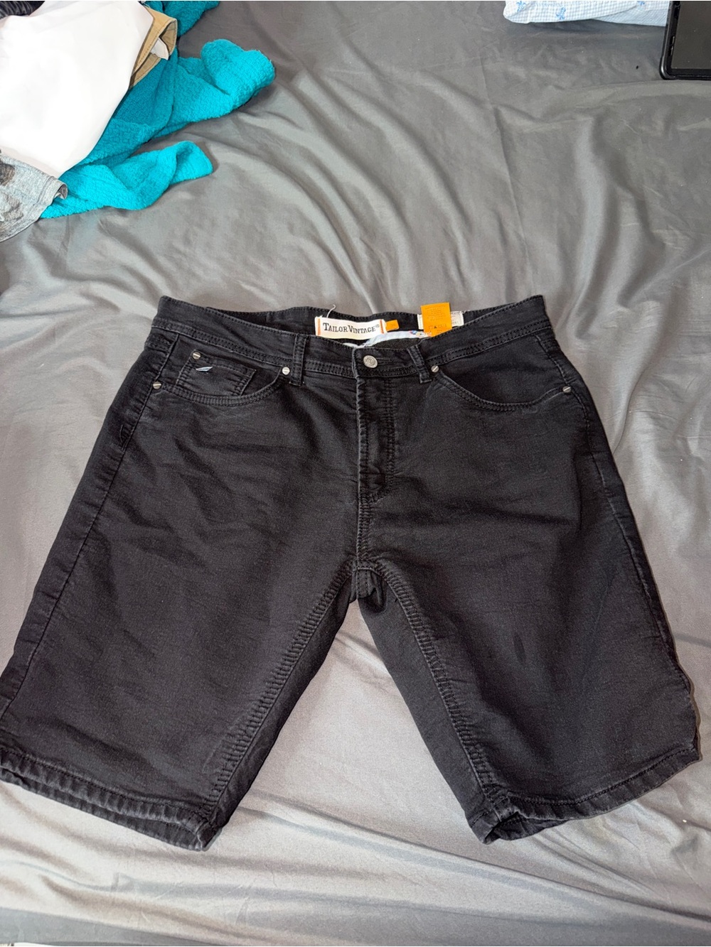 Tailor Vintage Black Men’s Denim Shorts - Straight Fit